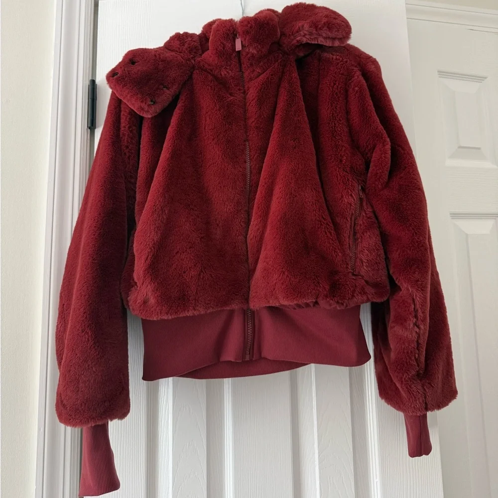 ALO Yoga Faux Fur Hooded Full Zip Jacket Burgundy Red